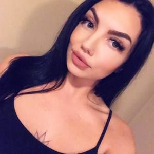 Meet your Posher, Jade